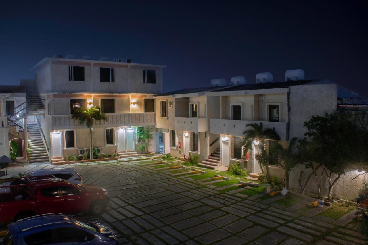 Soy Local Cancun Cancún Exterior foto